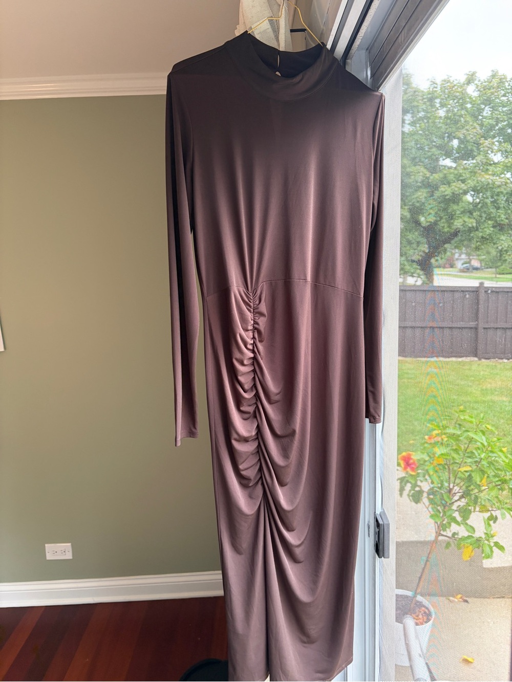 VENUS Long Sleeve Ruched Midi Dress in Mauve Brown